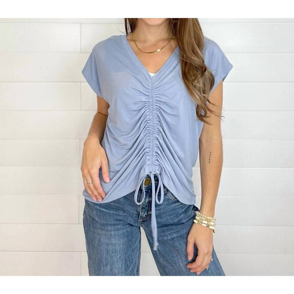 NEW MAC & ME v-neck ruched front top in halogen blue